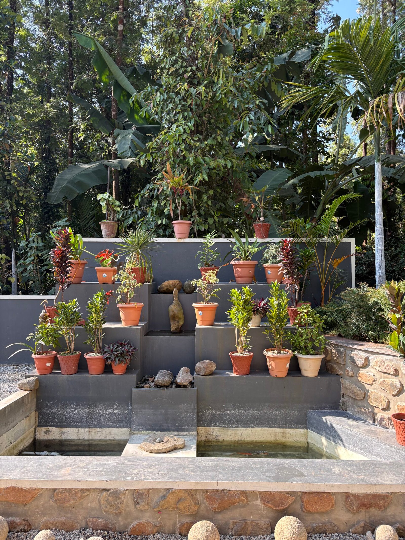 Garden pots